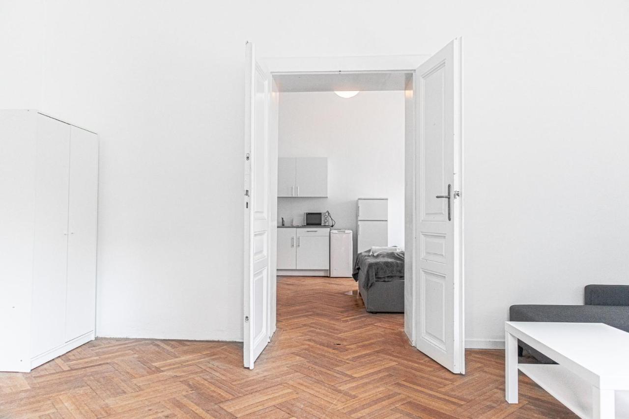 Joyful At Superb Location Near Akh Hospital * Wien